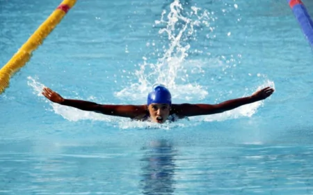 সাঁতারে গৌরব, ফুটবলে ফাইনালের হাতছানি,  ক্রীড়াঙ্গনে বাংলাদেশের ব্যস্ত দিন