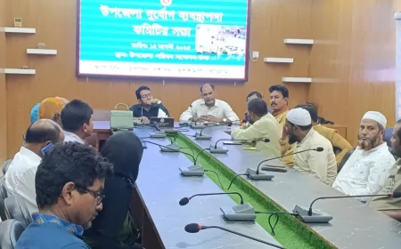 ভুরুঙ্গামারীতে বন্যা ও পানিবন্দি মানুষের সহায়তায় উপজেলা প্রশাসনের সভা